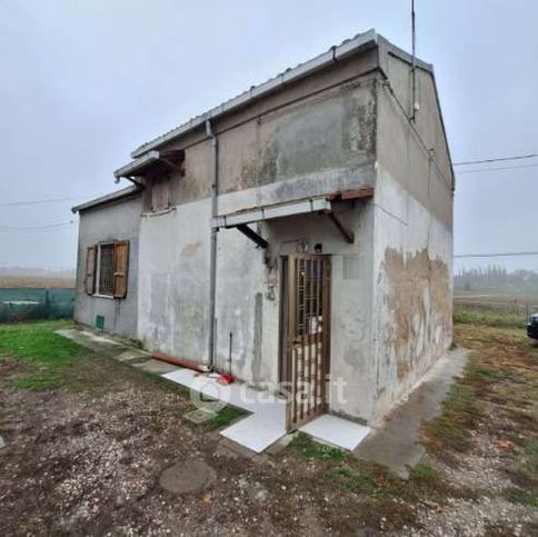 Casa indipendente in residenziale in Via Giuseppe Garibaldi