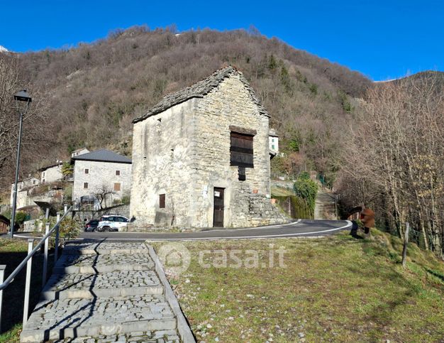 Baita/bungalow/chalet/trullo in residenziale in Strada Provinciale 20 15