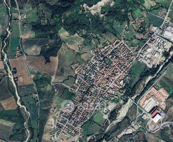 Terreno agricolo in commerciale in Via Arda