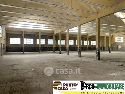 Capannone in commerciale in Via Buonriposo 23