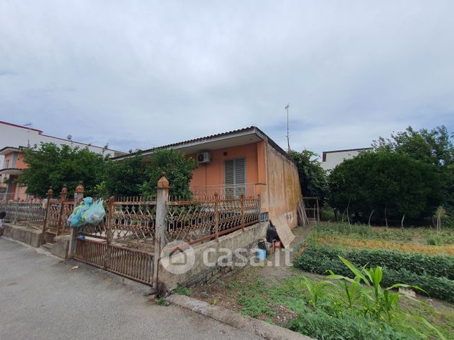 Casa indipendente in residenziale in Via San Francesco