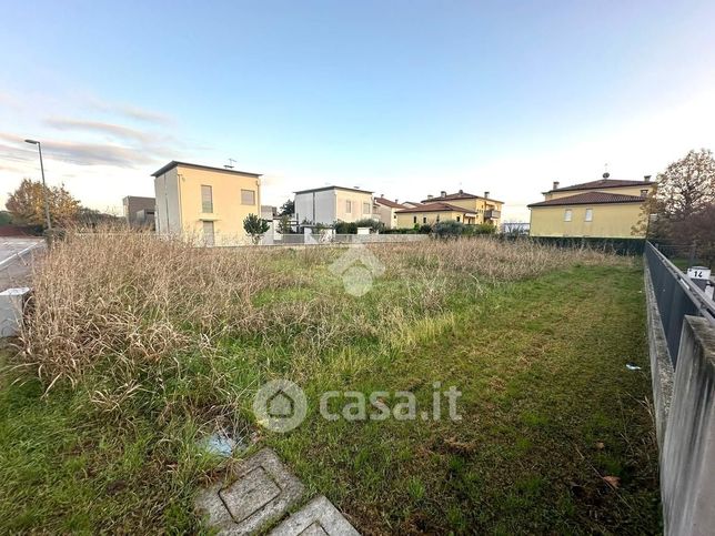 Terreno edificabile in residenziale in Via San Benedetto 26