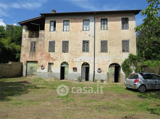 Rustico/casale in residenziale in Via la Pietra