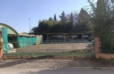 Terreno agricolo in commerciale in Via Capannaguzzo