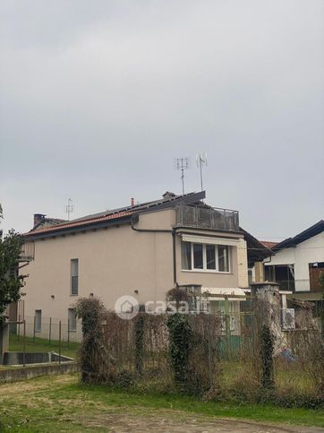 Casa indipendente in residenziale in Via Cumiana 11