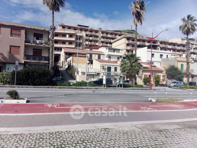Appartamento in residenziale in Via Consolare Pompea 709