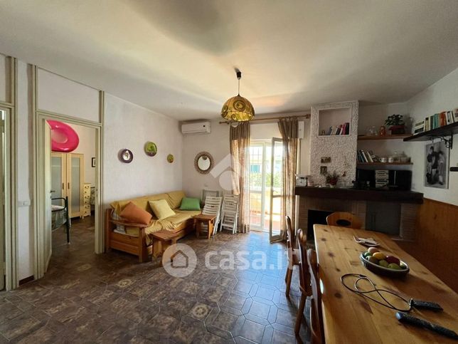 Appartamento in residenziale in Viale Sereno 54