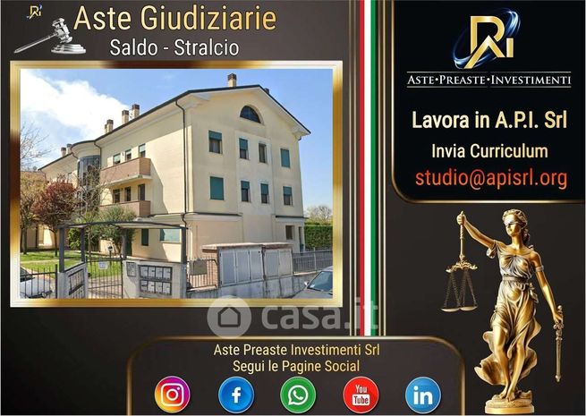 Appartamento in residenziale in Via Colli 6