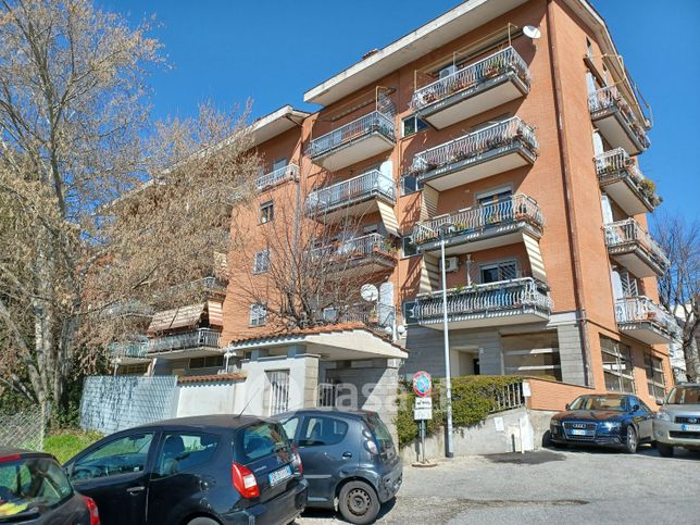 Appartamento in residenziale in Via donizetti 24