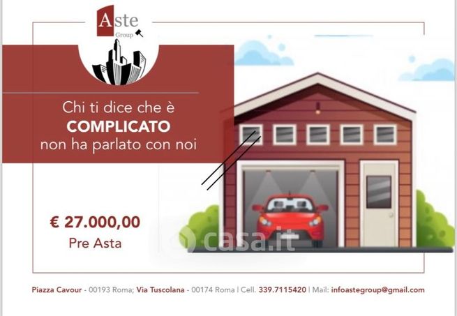 Garage/posto auto in residenziale in Via Giarre 38 L