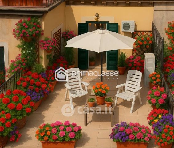 Casa indipendente in residenziale in