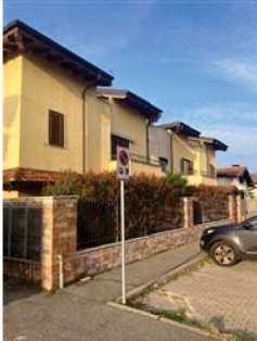 Appartamento in residenziale in Via Crespi Don Paolo 9