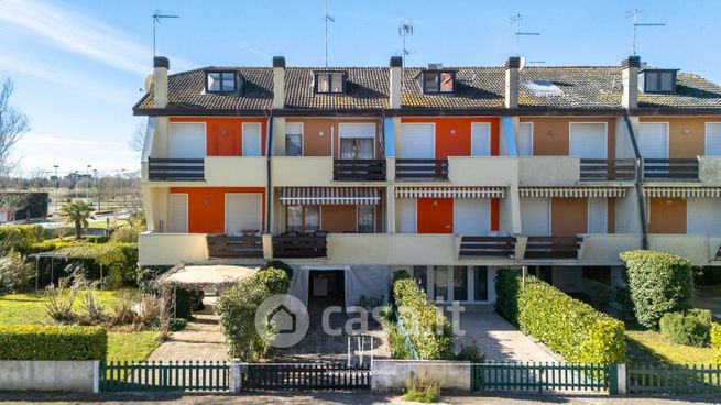 Villetta a schiera in residenziale in Via Vasco de Gama 11