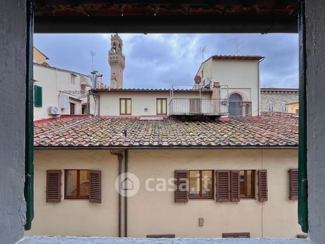 Appartamento in residenziale in Via dei Calzaiuoli 2