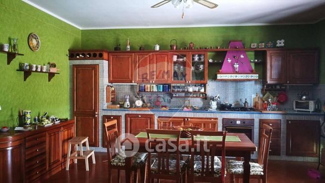 Appartamento in residenziale in Via S. Sofia 25