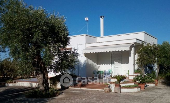Villa in residenziale in Viale Trepile