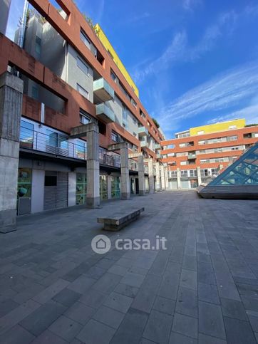 Ufficio in commerciale in Via G. Marconi 88