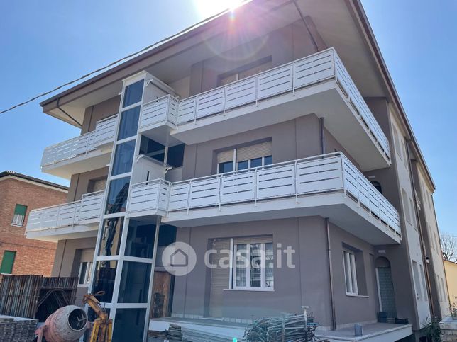 Appartamento in residenziale in 2 giugno 3