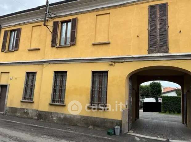 Appartamento in residenziale in Via Como 28