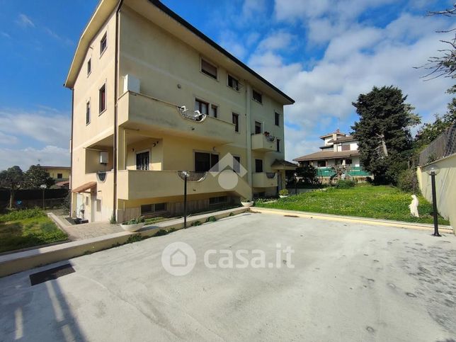 Appartamento in residenziale in Via di Prato Cornelio 38