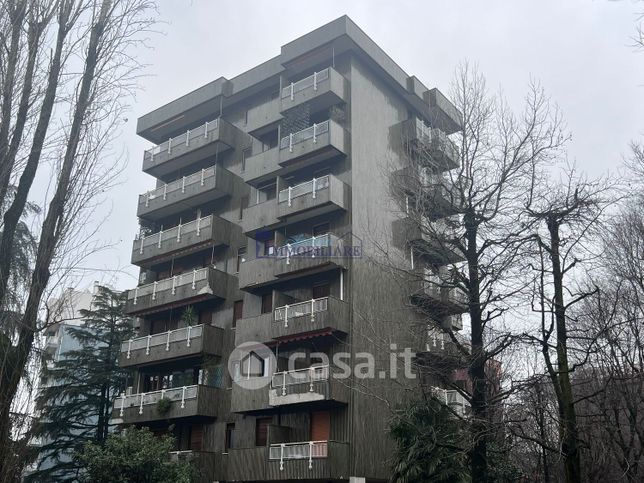 Appartamento in residenziale in Via John Fitzgerald Kennedy 32