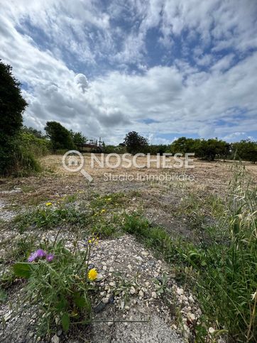 Terreno agricolo in commerciale in Via Abate Conforti