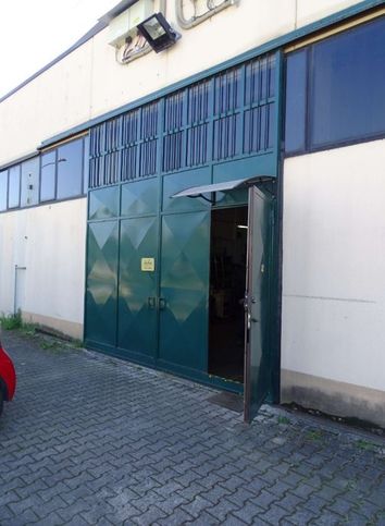 Capannone in commerciale in Strada Provinciale 27