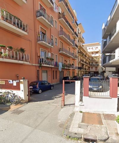 Appartamento in residenziale in Via Tre Monti 22