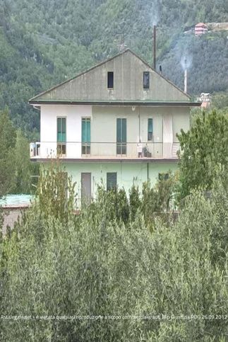 Casa indipendente in residenziale in Via dei Canestrai 1