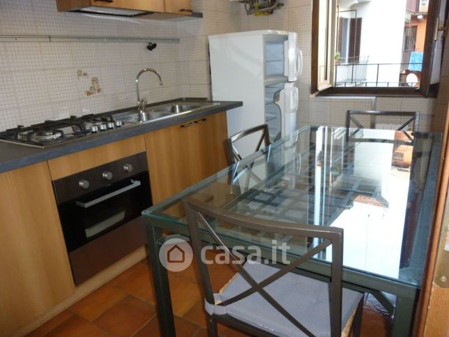 Appartamento in residenziale in Via Monte Palombino 8