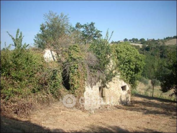 Casa indipendente in residenziale in 