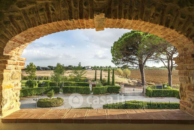 Rustico/casale in residenziale in 