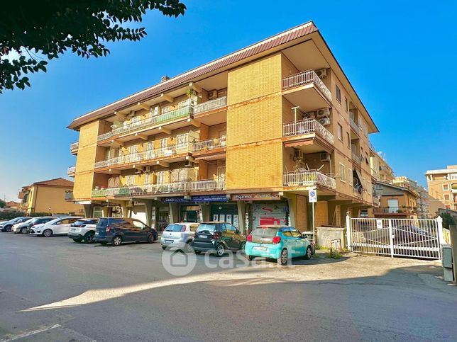 Appartamento in residenziale in Via Col di Lana