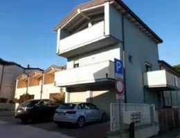 Appartamento in residenziale in Via Abruzzi 14
