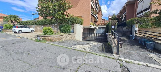 Box/posto auto in residenziale in Via Giuseppe Vaglia 4