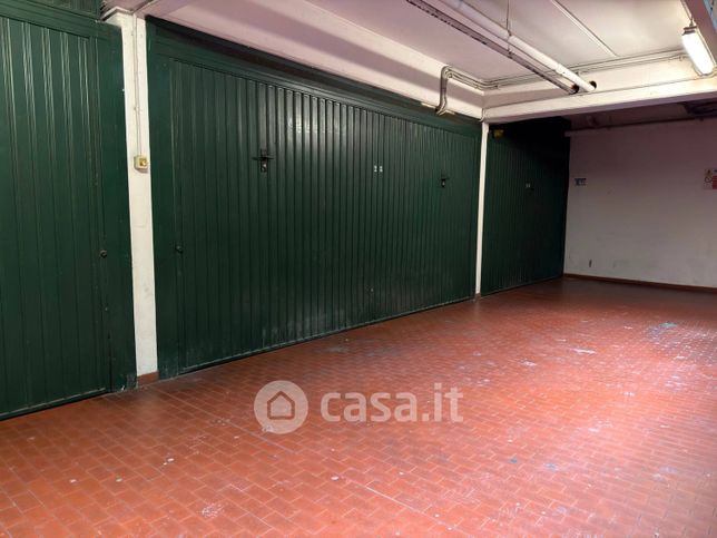 Box/posto auto in residenziale in Via San Rocco