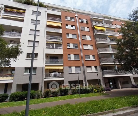 Appartamento in residenziale in Via Carlo Perini 21