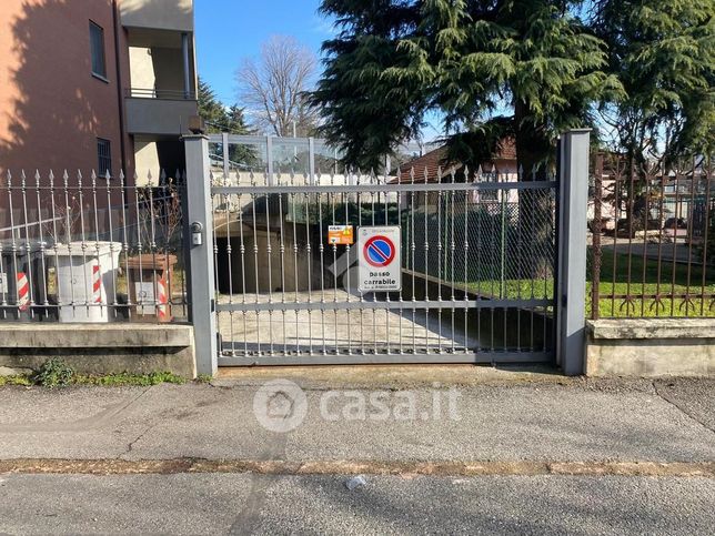 Garage/posto auto in residenziale in Via Cesare Lombroso 2