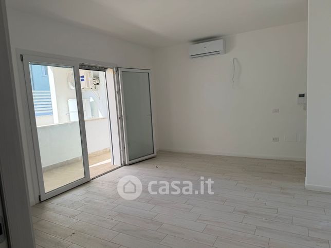 Appartamento in residenziale in Via Pratica di Mare