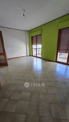 Appartamento in residenziale in Via Tirone