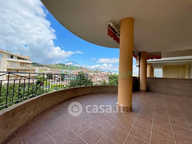 Appartamento in residenziale in Via Camillo Benso Conte di Cavour 15