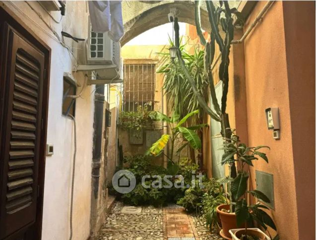 Capannone in commerciale in Via Raffaele Inguaggiato