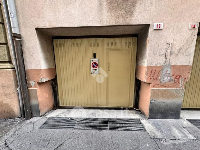 Garage/posto auto in residenziale in Via Andrea Prasio