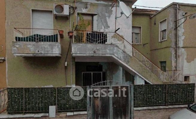 Appartamento in residenziale in Via Parigi 34