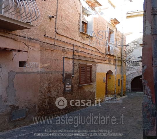 Appartamento in residenziale in Via Paolini 13