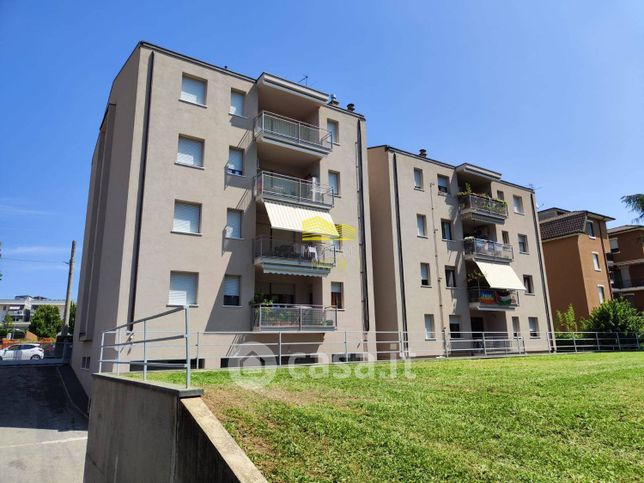 Appartamento in residenziale in Via Francesco Guarnerio