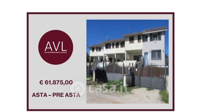Casa bi/trifamiliare in residenziale in Via Valle dei Principi