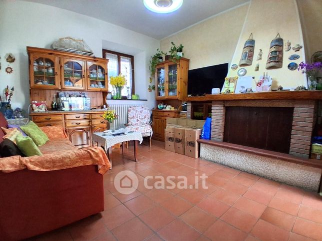 Villetta a schiera in residenziale in Via Segromigno in Monte