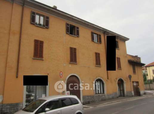 Appartamento in residenziale in Via Varesina