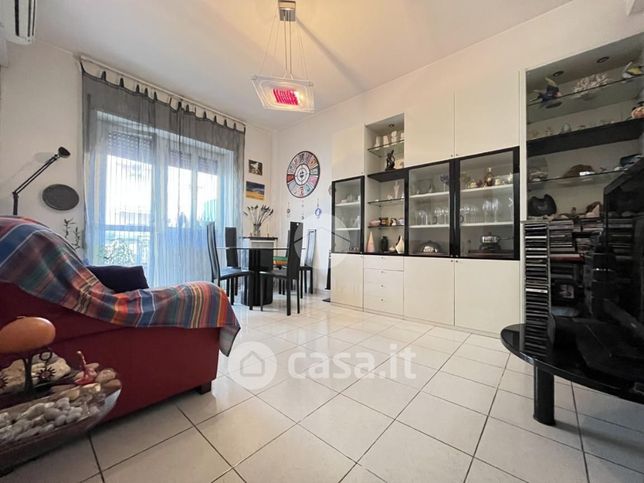 Appartamento in residenziale in Via Poggi D'Oro 10